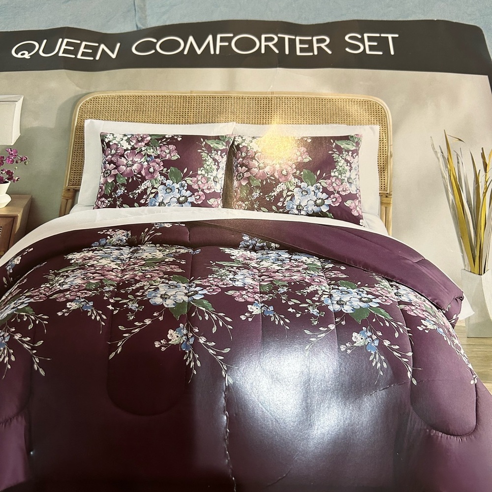 Macy's comforter - Picture 3 of 3